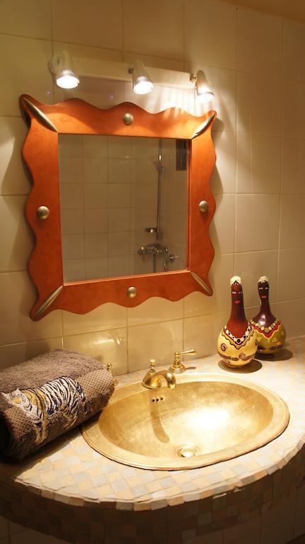 Hotel Le Clos Des Papillons 살리 포르투달 객실 사진
