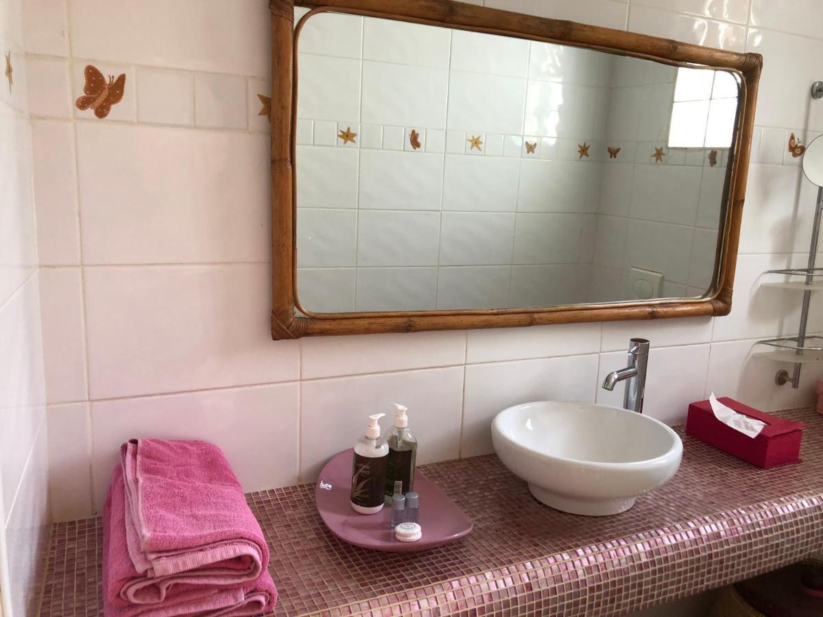 Hotel Le Clos Des Papillons 살리 포르투달 외부 사진